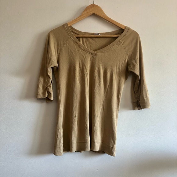 Beige Shirt - Picture 3 of 4